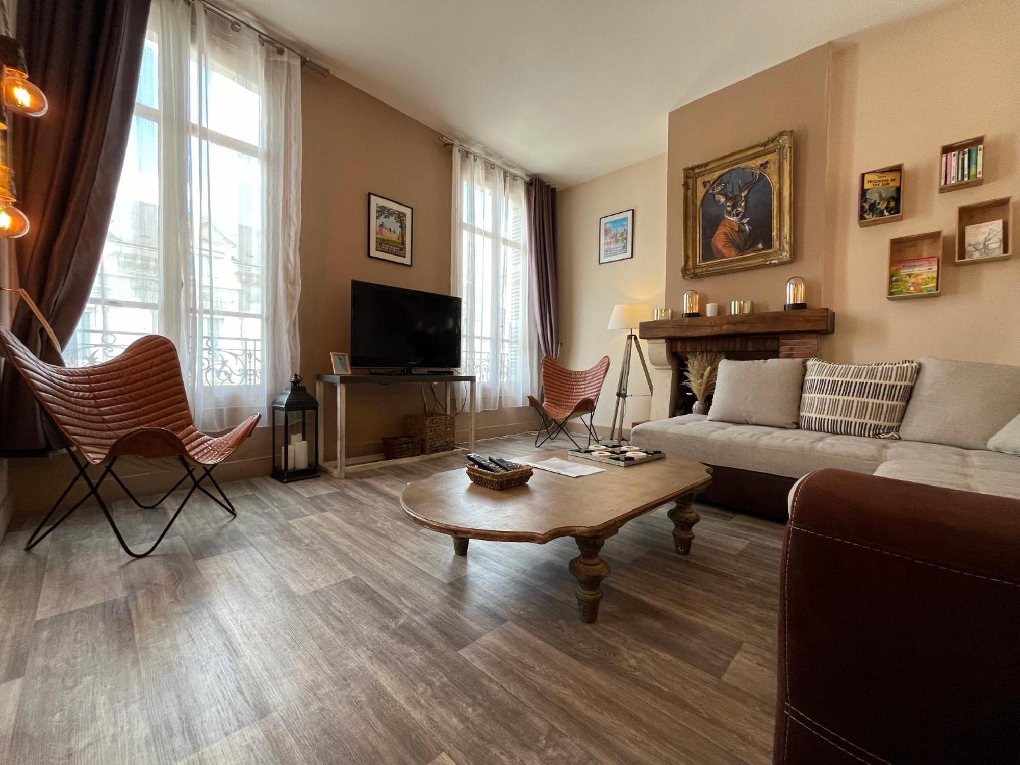Cote Chateau - Grand Appartement Au Coeur De Blois Luaran gambar